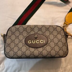 Gucci Beige Monogram Shoulder Bag with Green and Red Strap